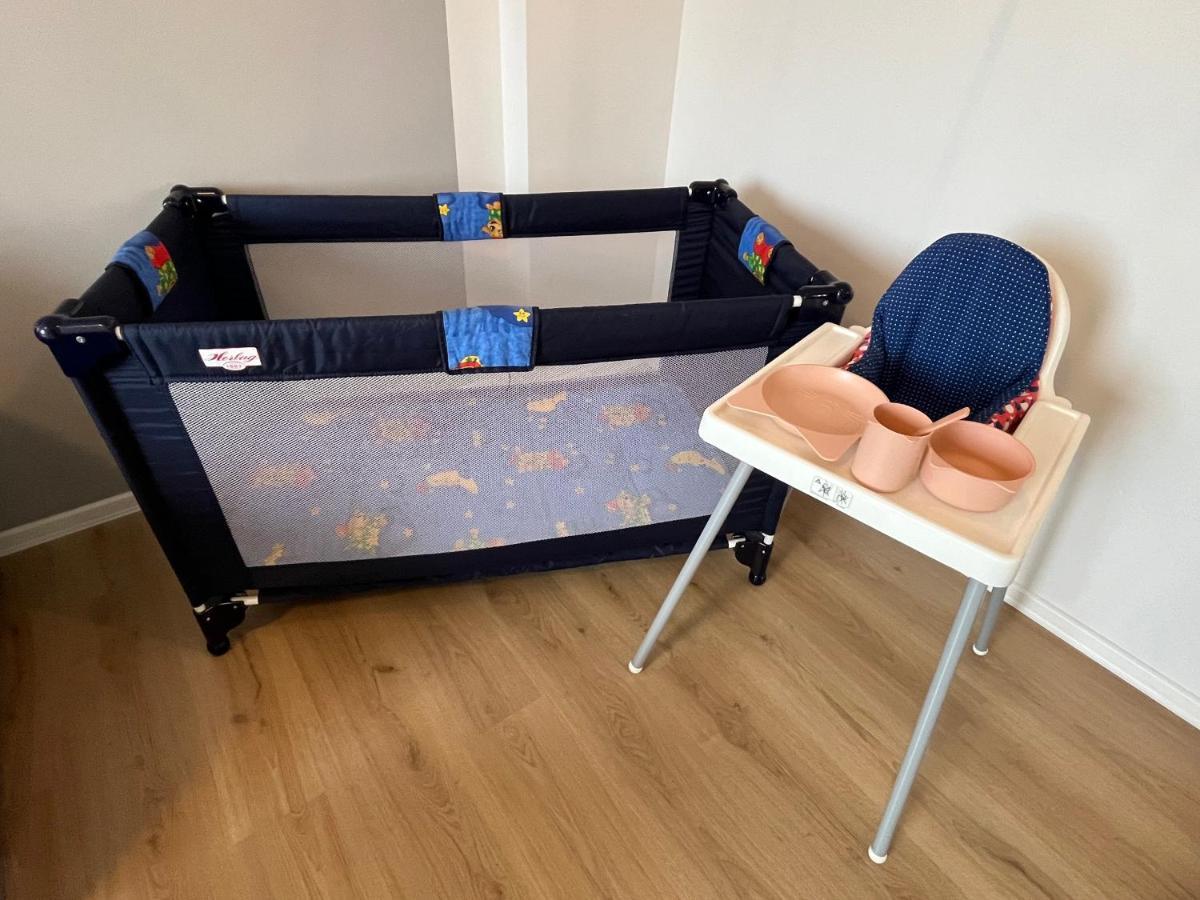 Apartment Moderne Wohlfuehl-wohnung In Altenrath *