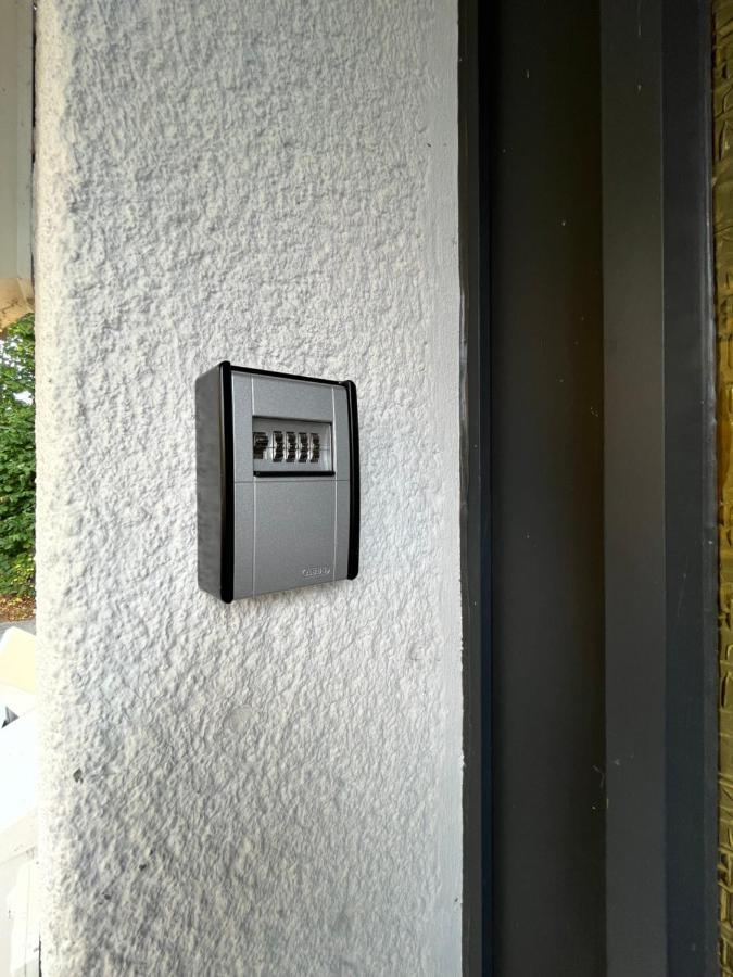 Moderne Wohlfuehl-wohnung In Altenrath