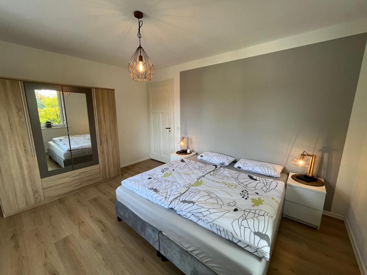 Moderne Wohlfuehl-wohnung In Altenrath Apartment