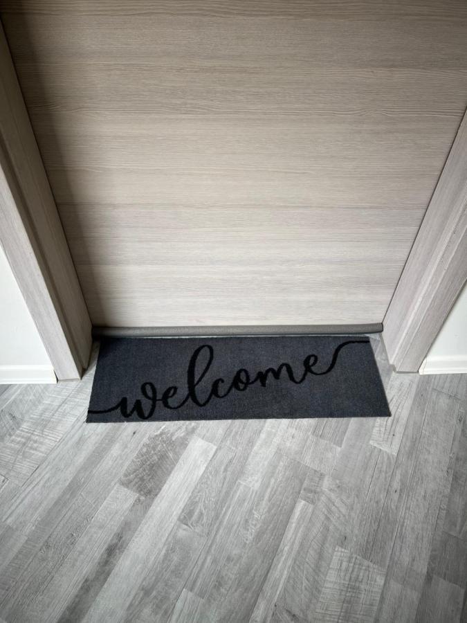 Moderne Wohlfuehl-wohnung In Altenrath Apartamento *