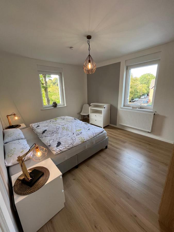 Apartamento Moderne Wohlfuehl-wohnung In Altenrath Troisdorf